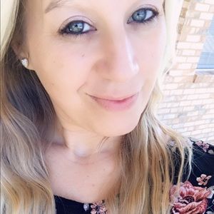 Meet your Posher, Natasha